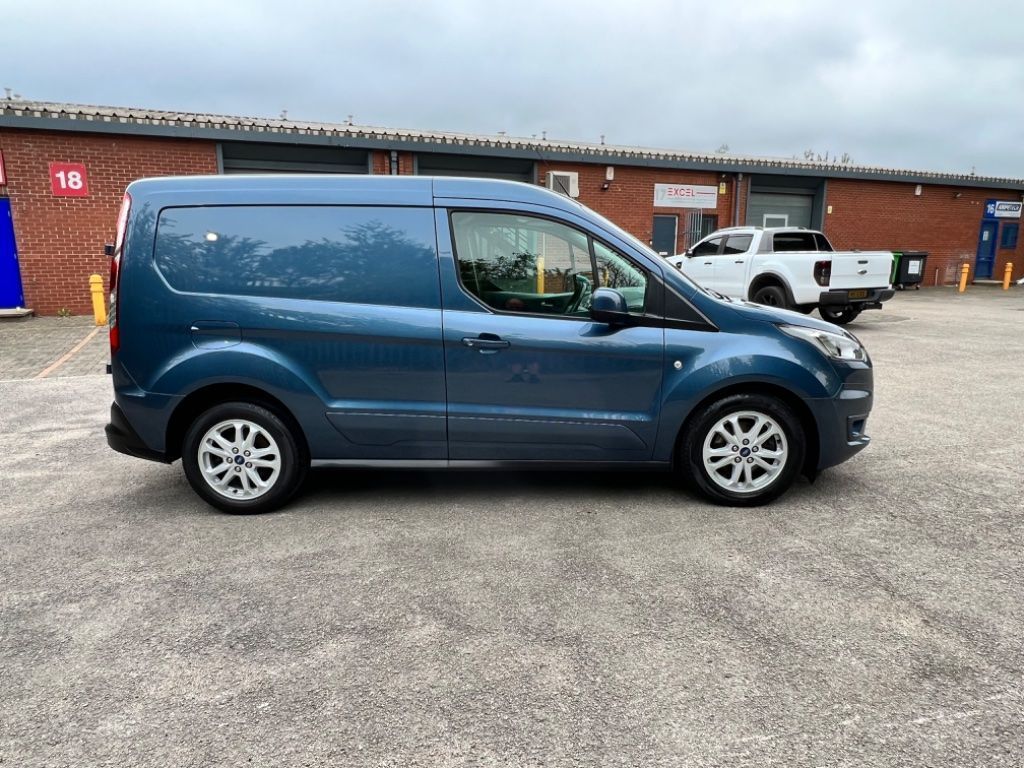 FORD TRANSIT CONNECT 1.5 ECOBLUE LIMITED (2019/69)