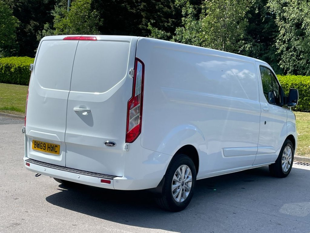 FORD TRANSIT CUSTOM PANEL VAN (2019/69)