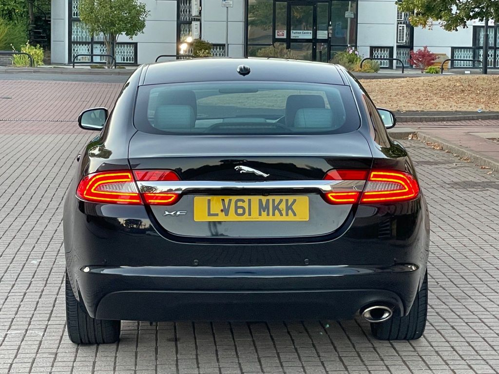 JAGUAR XF 2.2D LUXURY AUTO (2012/61)