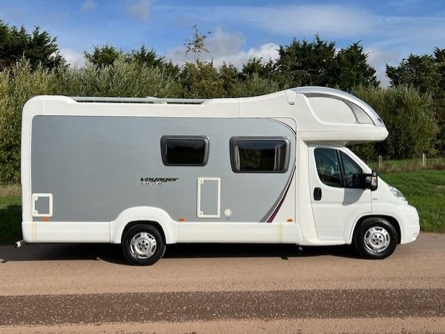 SWIFT VOYAGER 685 (2009/09)